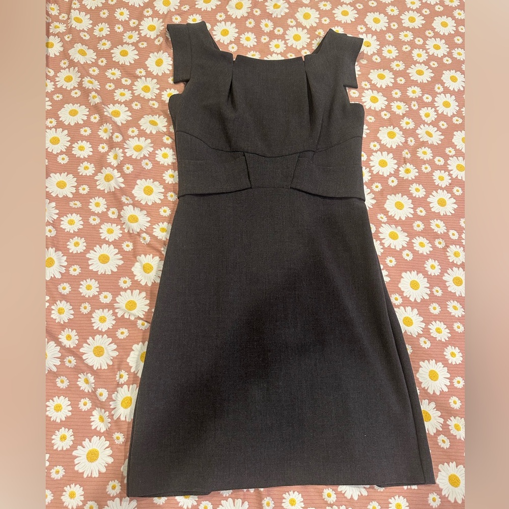 Black halo fitted grey pencil dress